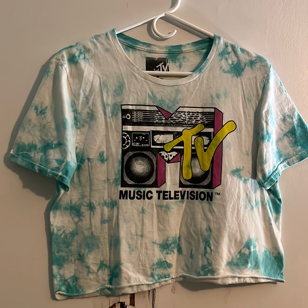 tie dye mtv crop top